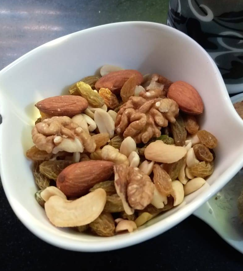 Nutty, rice, laddu, recipe, pakistani, healthy, food